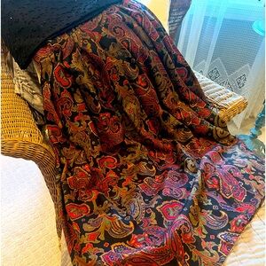 Anne Klein Wool / Silk Skirt